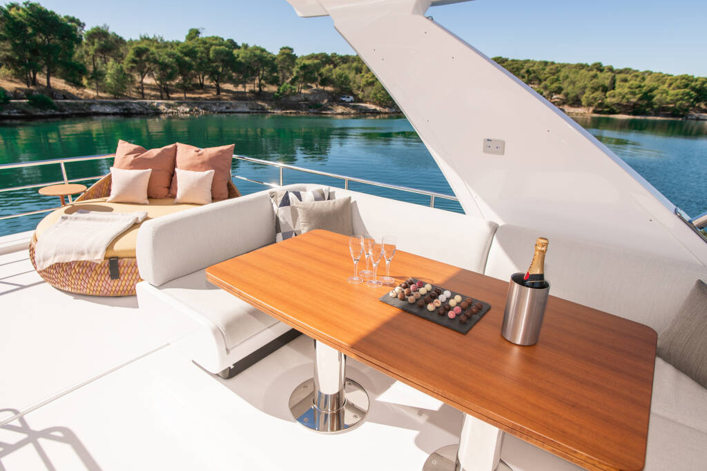 Azimut 60 Fly Alibaba
