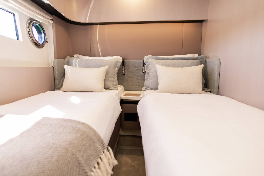 Azimut 60 Fly Alibaba