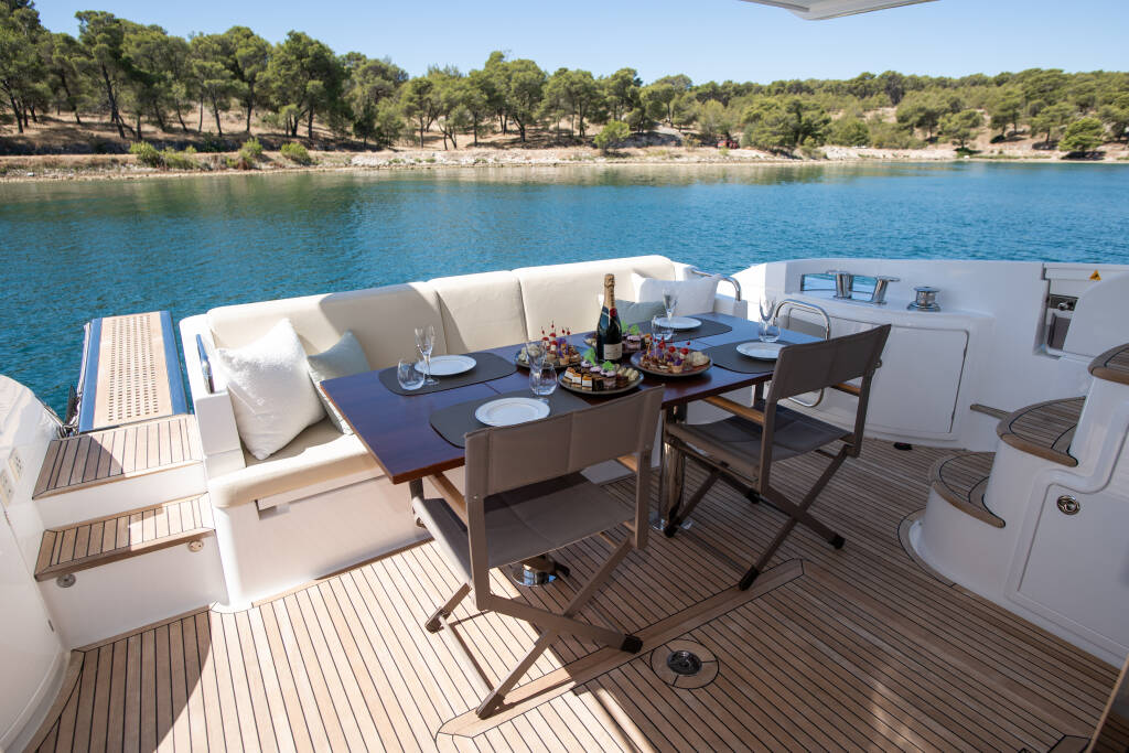 Azimut 60 MY LAURA