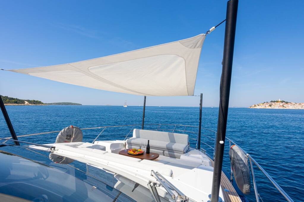 Azimut 60 GENESIS