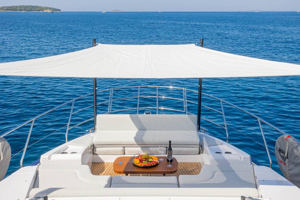Azimut 60 GENESIS