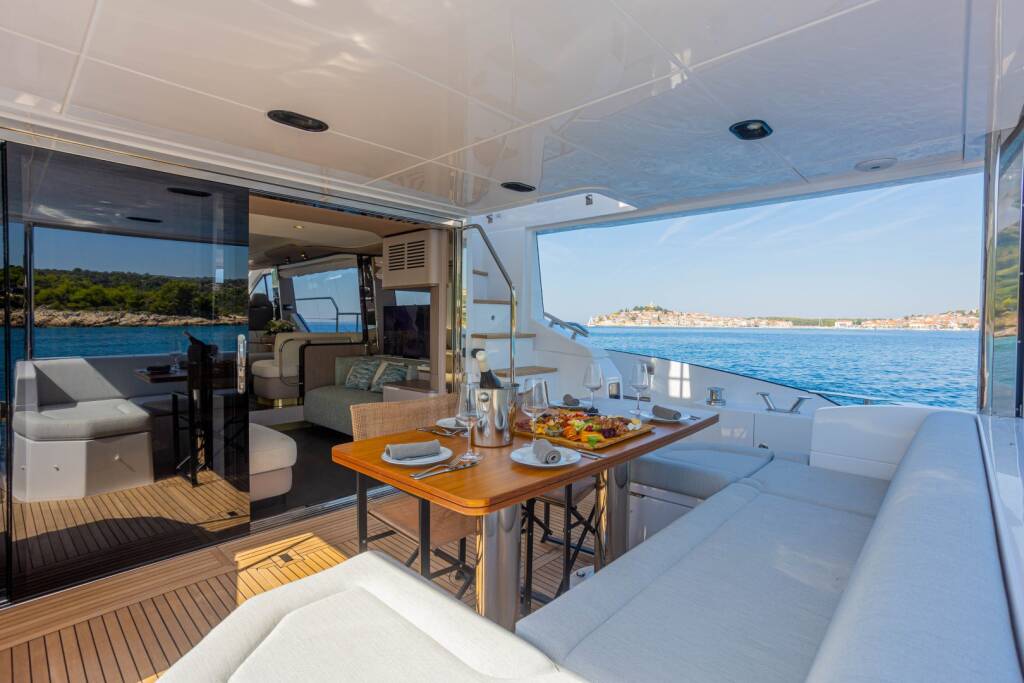 Azimut 60 GENESIS