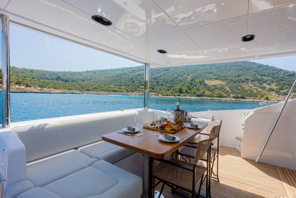 Azimut 60 GENESIS