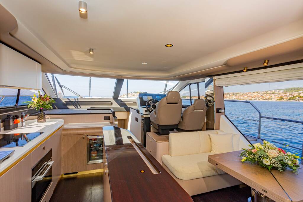 Azimut 60 GENESIS