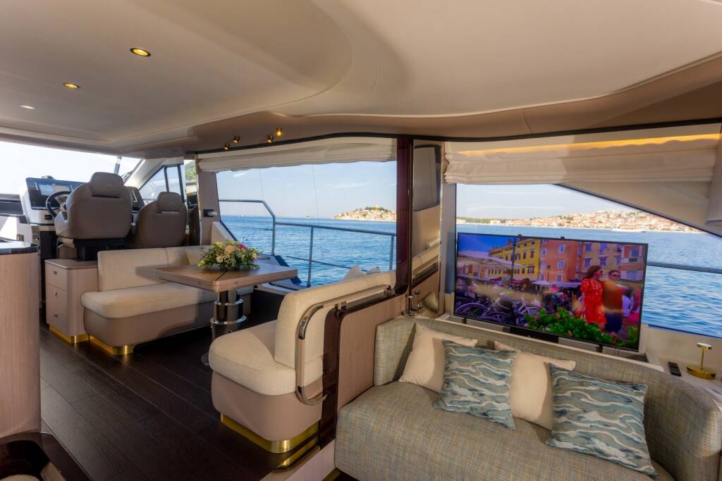 Azimut 60 GENESIS