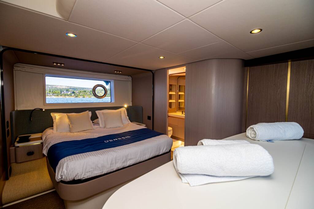 Azimut 60 GENESIS