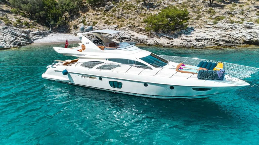 Azimut 62 Fly Efe 01