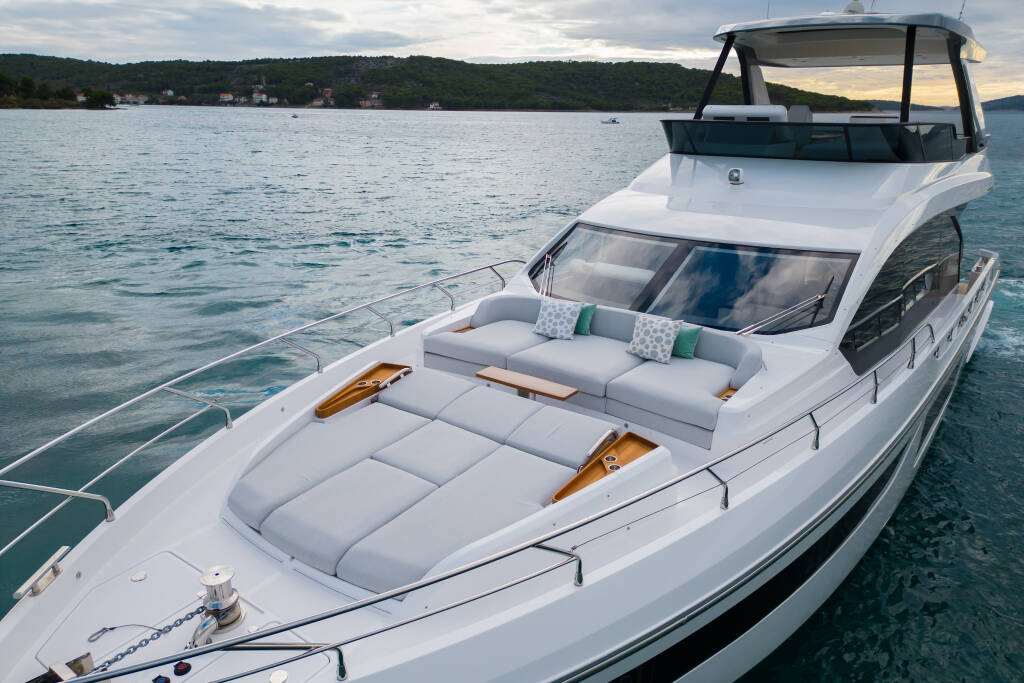 Azimut 68 Fly 