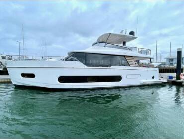 Azimut Magellano 60 • Olivia