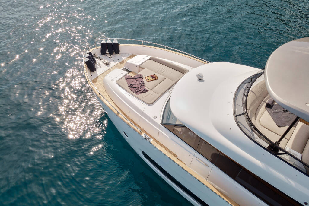 Azimut Magellano 66 AVA II