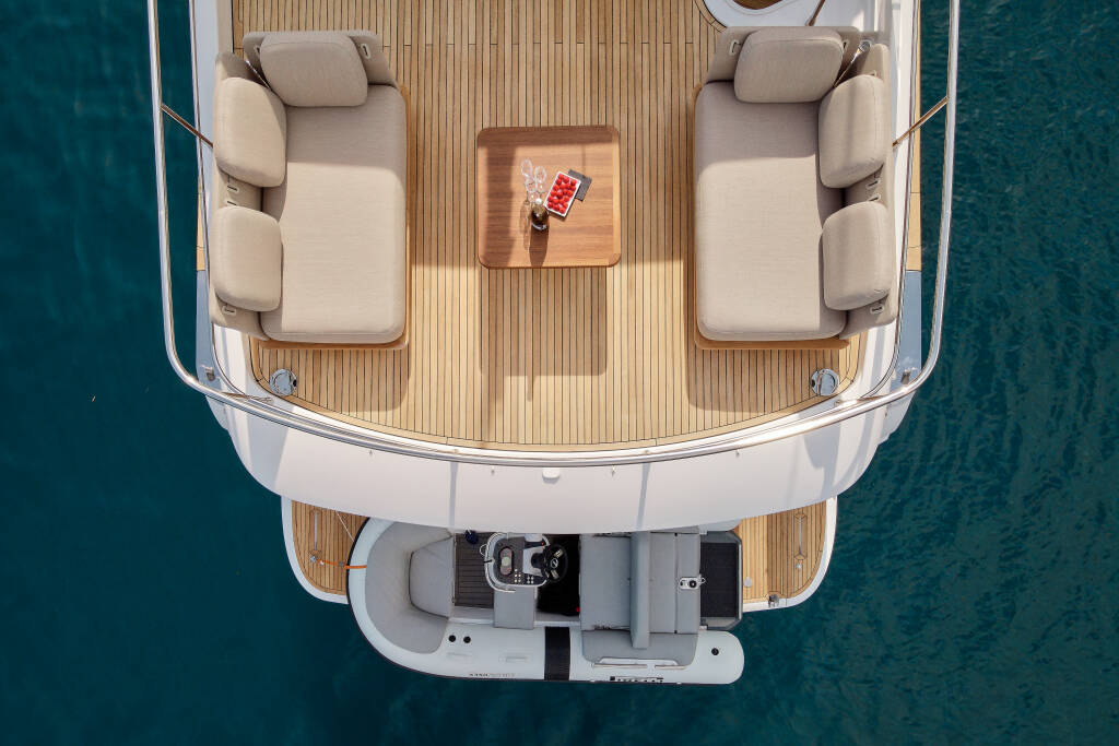 Azimut Magellano 66 AVA II