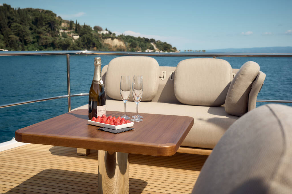 Azimut Magellano 66 AVA II