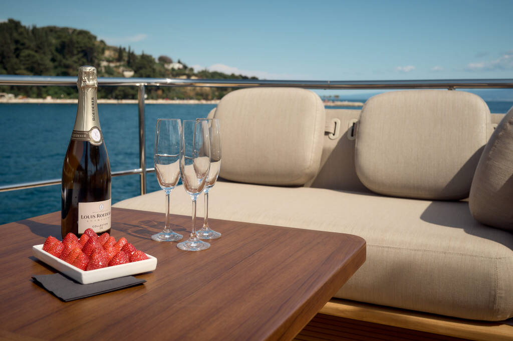 Azimut Magellano 66 AVA II
