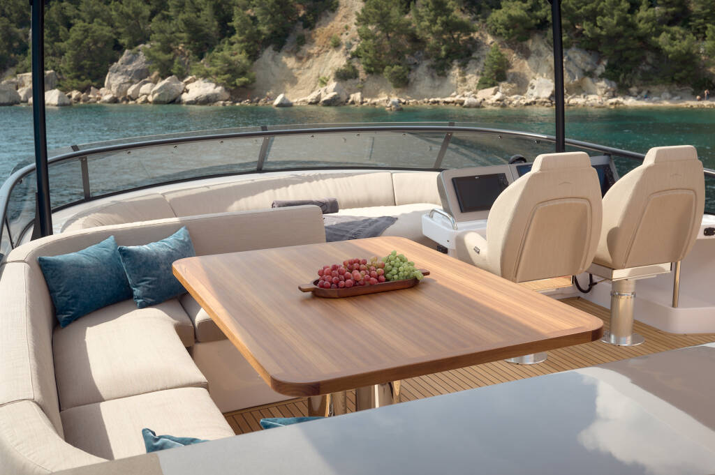 Azimut Magellano 66 AVA II