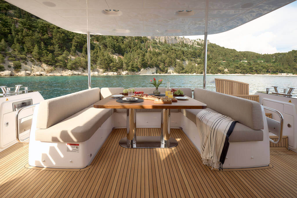 Azimut Magellano 66 AVA II