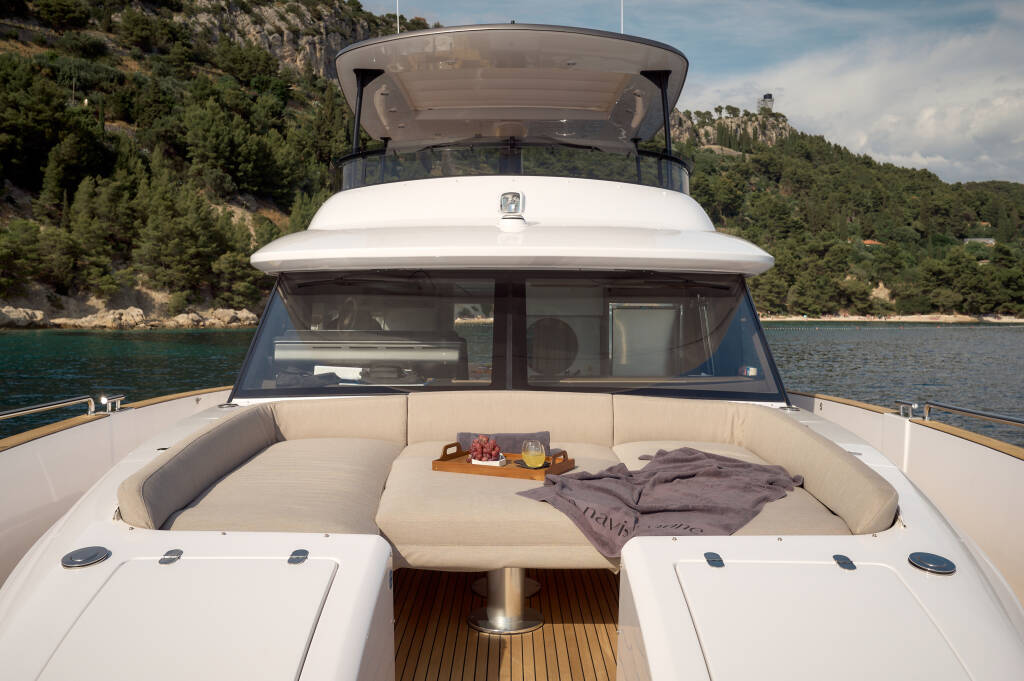 Azimut Magellano 66 AVA II