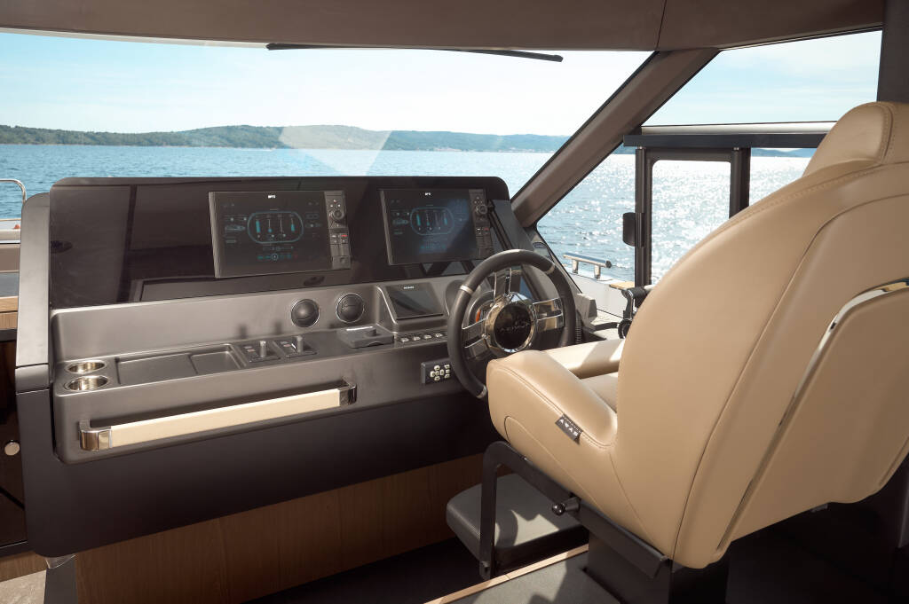 Azimut Magellano 66 AVA II