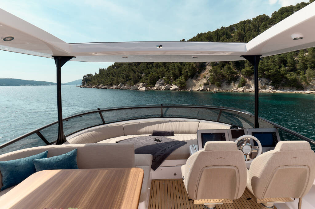 Azimut Magellano 66 AVA II