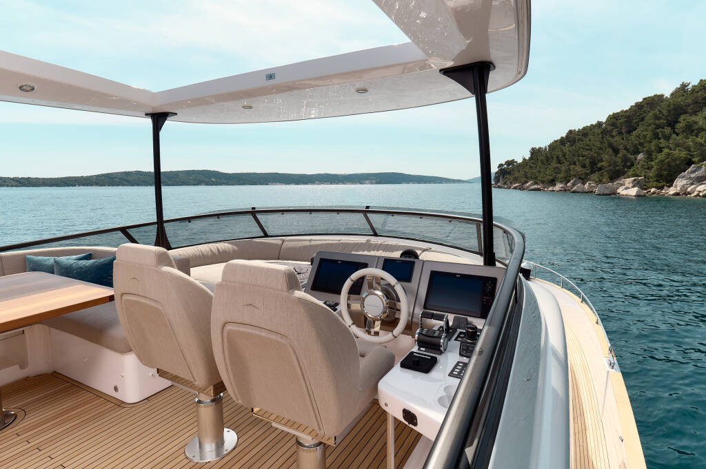 Azimut Magellano 66 AVA II