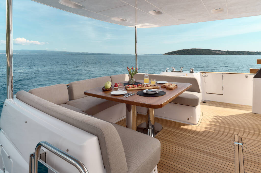 Azimut Magellano 66 AVA II