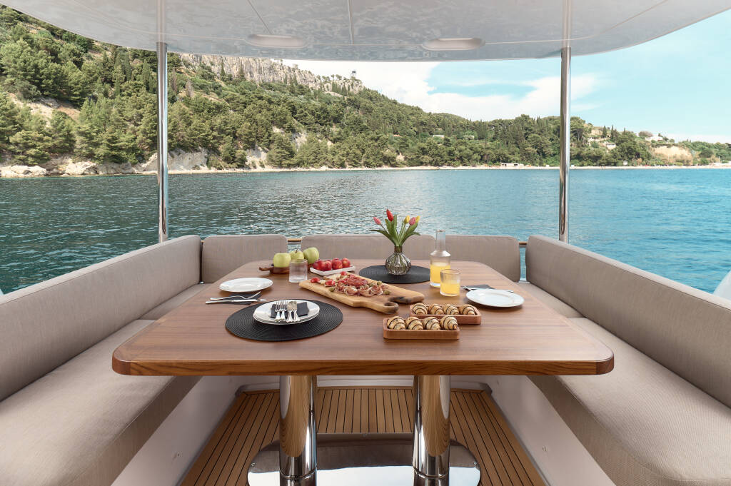 Azimut Magellano 66 AVA II
