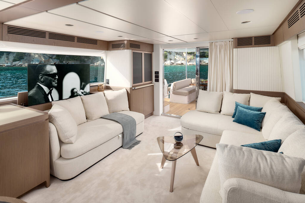 Azimut Magellano 66 AVA II