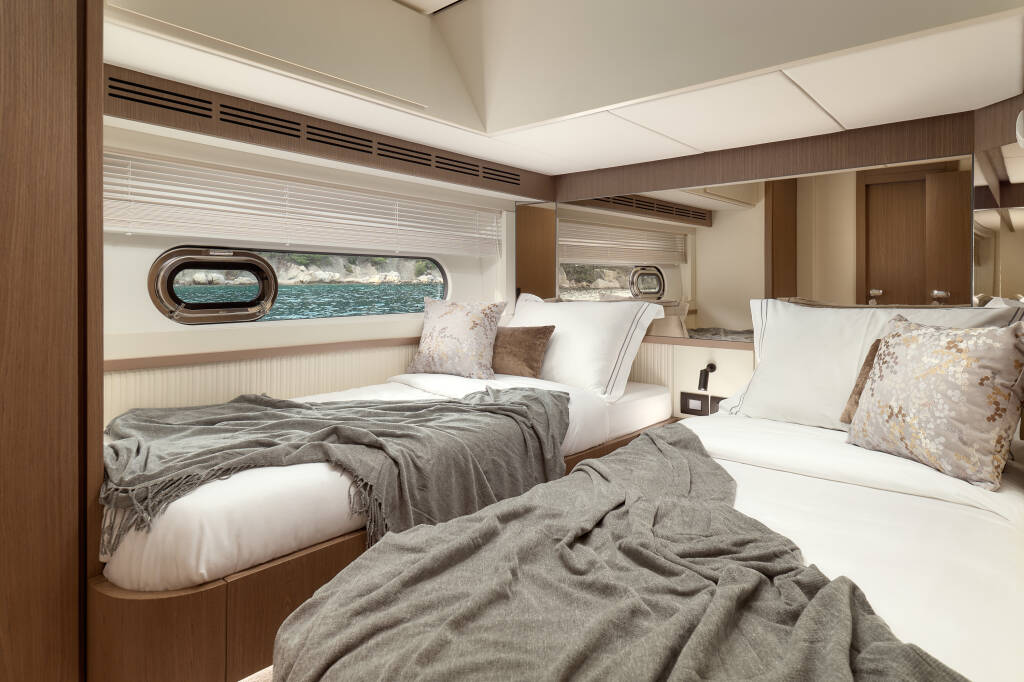 Azimut Magellano 66 AVA II