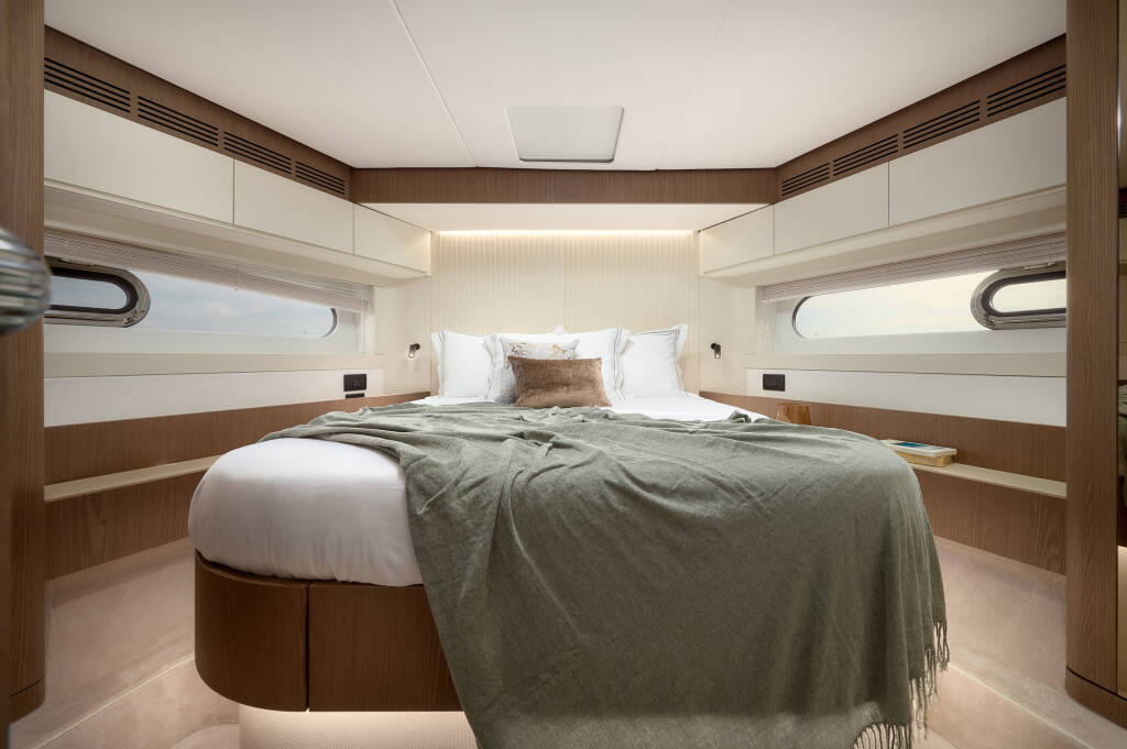 Azimut Magellano 66 AVA II