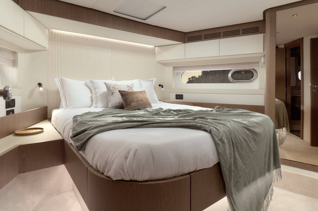 Azimut Magellano 66 AVA II