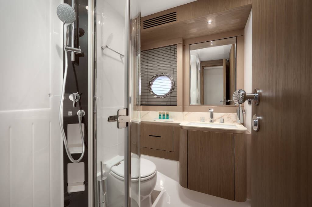 Azimut Magellano 66 AVA II