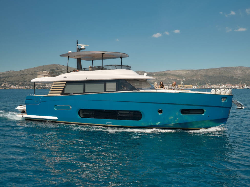 Azimut Magellano 66 AVA II