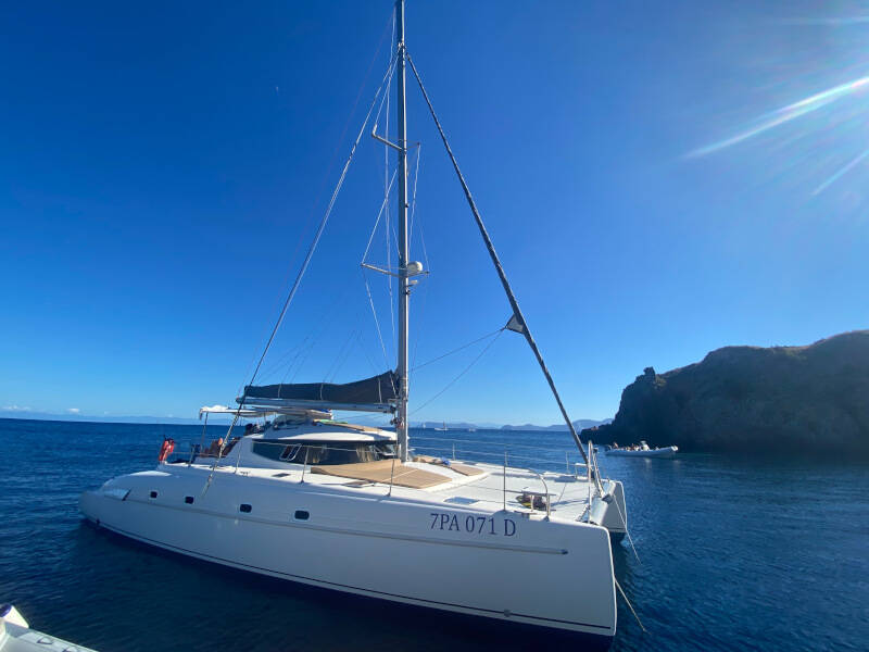 Bahia 46 Hyera ( AC / WATER MAKER )