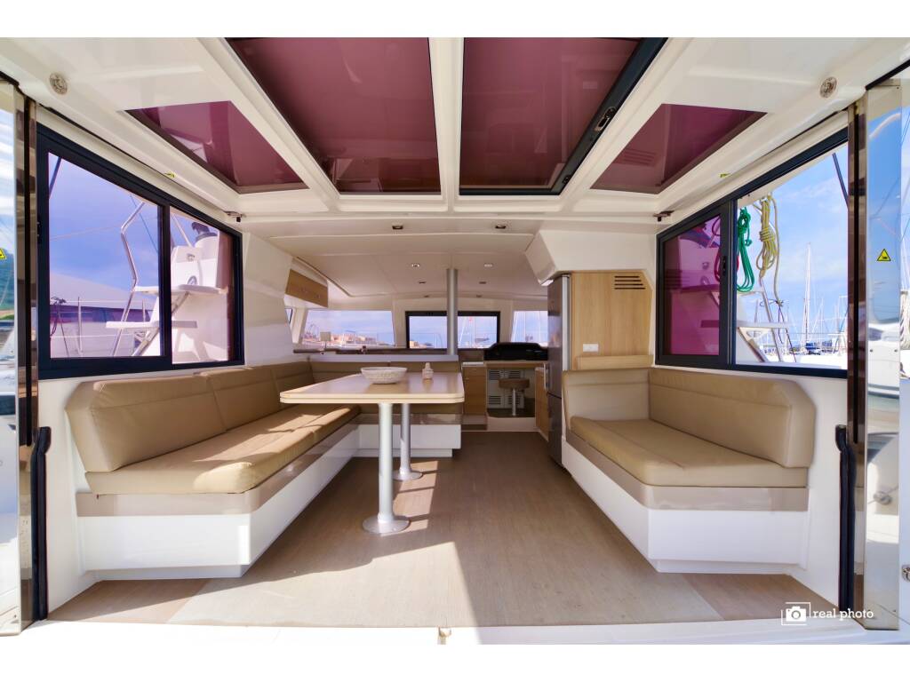 Bali 4.1 Alba - Water maker, Solar Panel