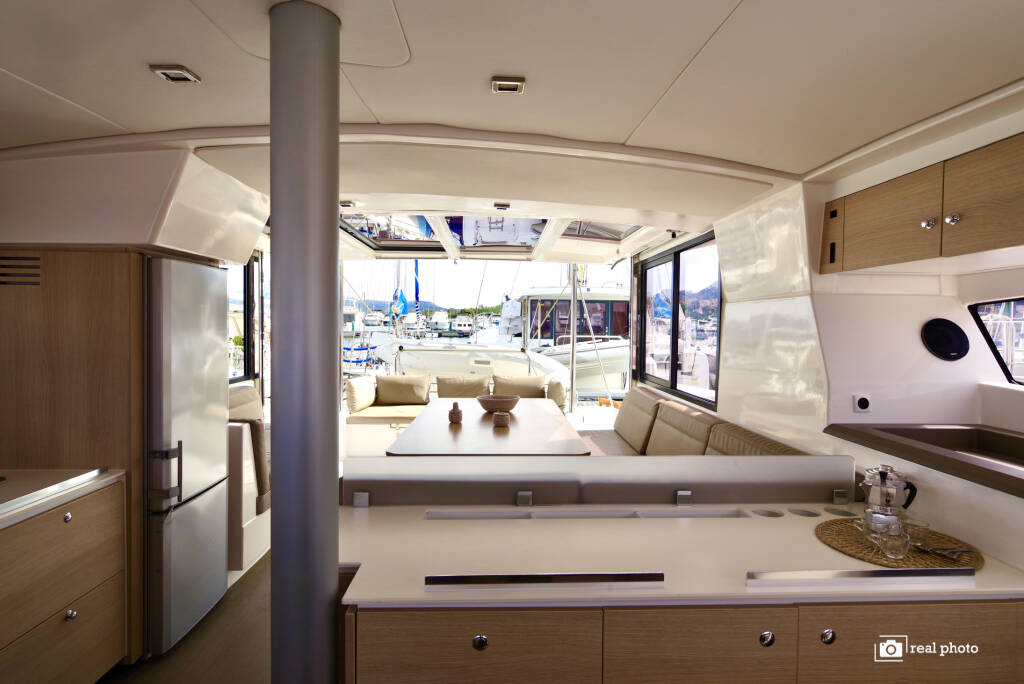 Bali 4.1 Alba - Water maker, Solar Panel