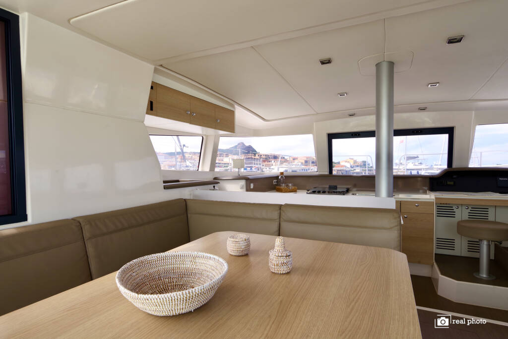 Bali 4.1 Alba - Water maker, Solar Panel