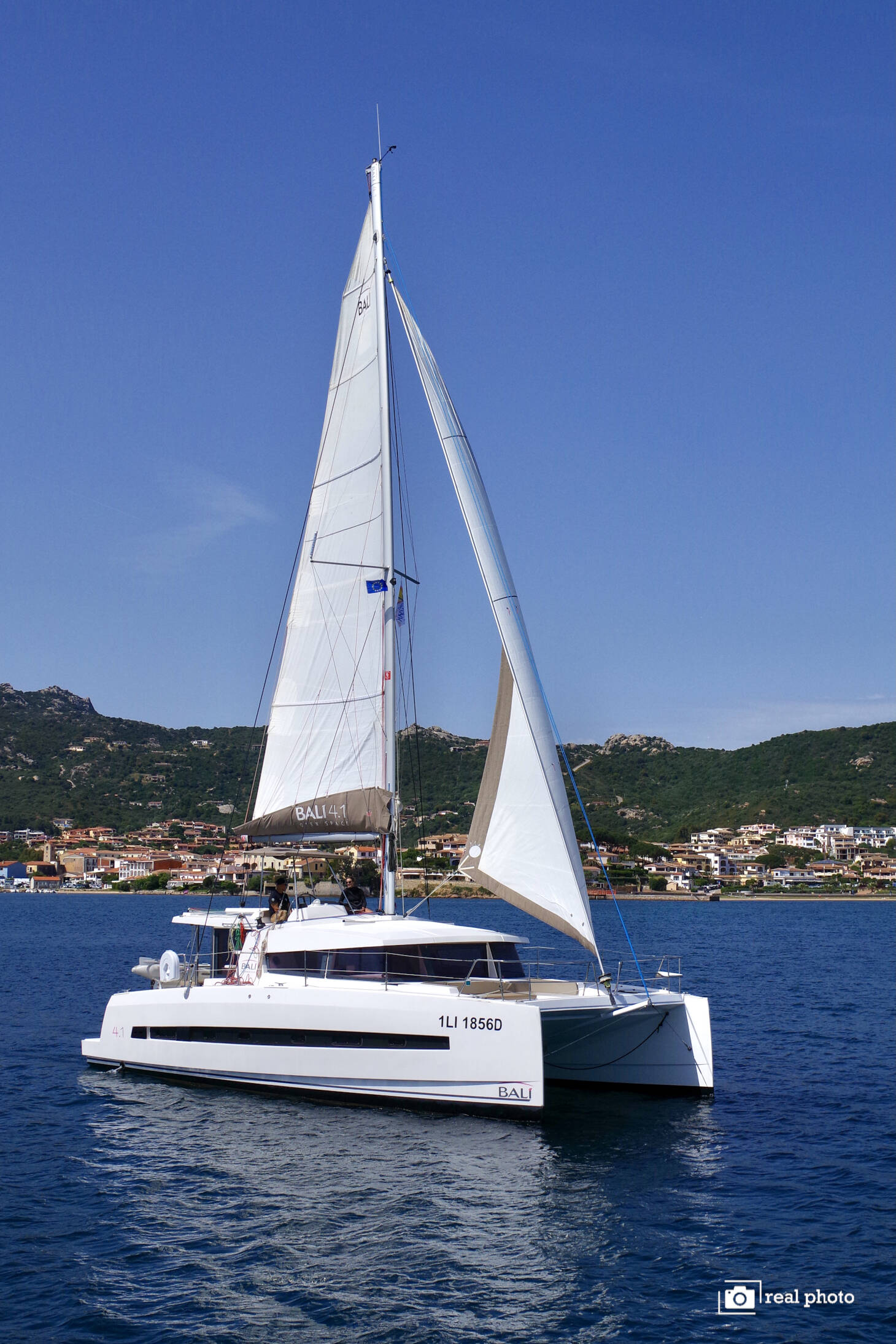 Bali 4.1 Alba - Water maker, Solar Panel