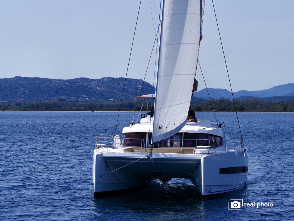 Bali 4.1 • Enya - Water maker, Solar Panel