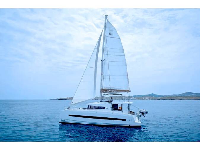 Bali 4.1 GALASSIA (Electric WC, Solar Panels, 1 SUP free of charge)