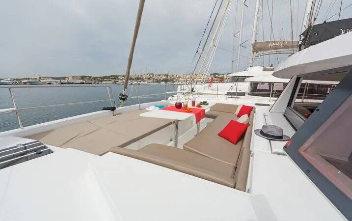 Bali 4.1 GALASSIA (Electric WC, Solar Panels, 1 SUP free of charge)