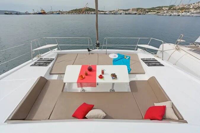 Bali 4.1 GALASSIA (Electric WC, Solar Panels, 1 SUP free of charge)