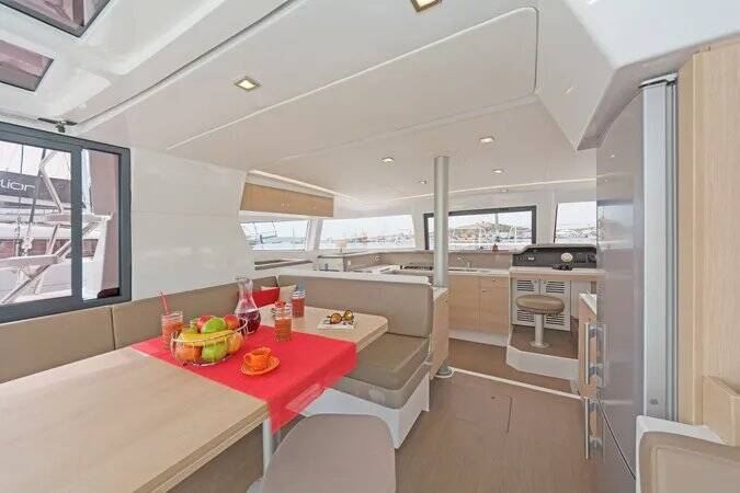 Bali 4.1 GALASSIA (Electric WC, Solar Panels, 1 SUP free of charge)