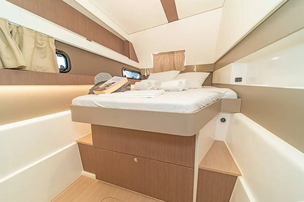 Bali 4.1 GALASSIA (Electric WC, Solar Panels, 1 SUP free of charge)