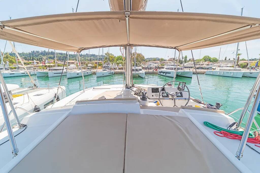 Bali 4.1 GALASSIA (Electric WC, Solar Panels, 1 SUP free of charge)