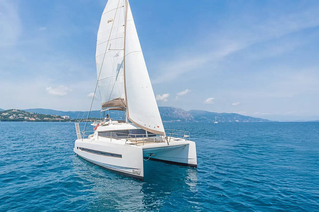 Bali 4.1 GALASSIA (Electric WC, Solar Panels, 1 SUP free of charge)