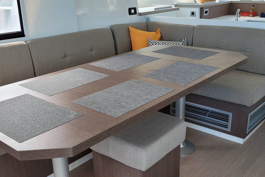 Bali 4.2 Cat Tales_DB