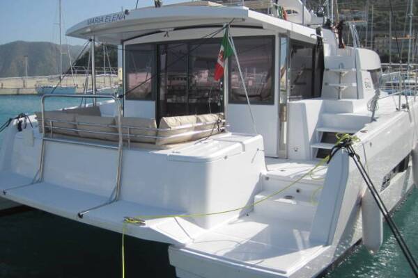 Bali 4.3 • Maria Elena