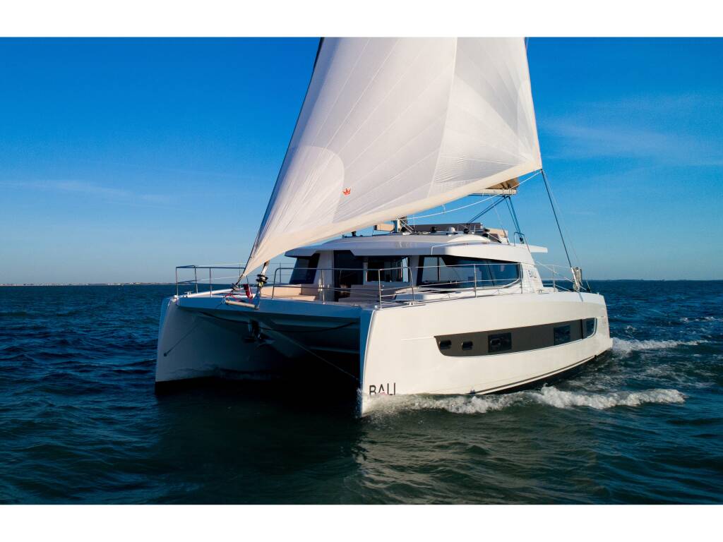 Bali 4.4 • OLIVIA