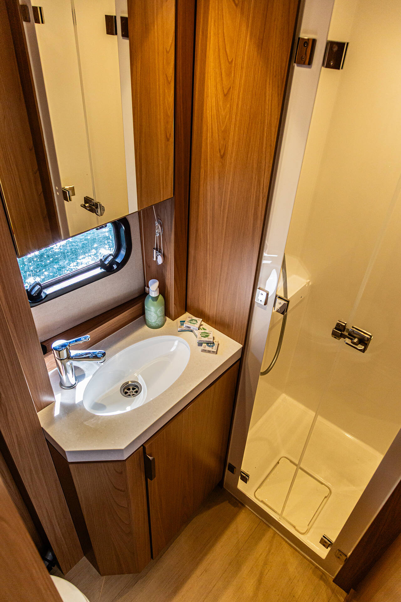 Bali 4.6 Enea - A/C, Generator, Water maker