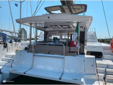 Bali 4.6 • Moderna- A/C, Generator, WM, Solar Panel, BBQ