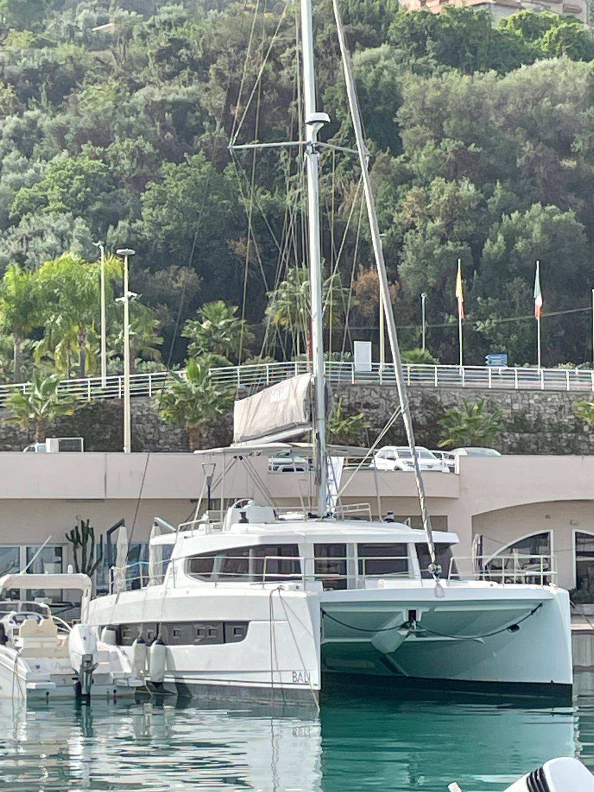 Bali 4.8 Silver Dolphin Silver Dolphin